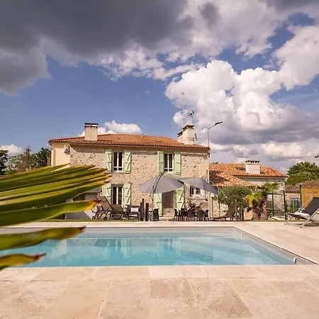 6/11 Pers - Piscine Chauffee, Jacuzzi, Fitness, Jeux D'arcade. *