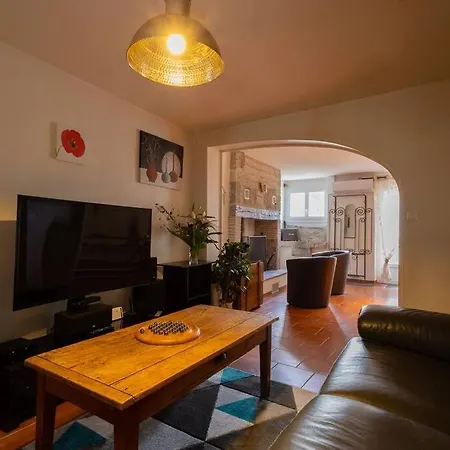 Villa 6/11 Pers - Piscine Chauffee, Jacuzzi, Fitness, Jeux D'arcade.